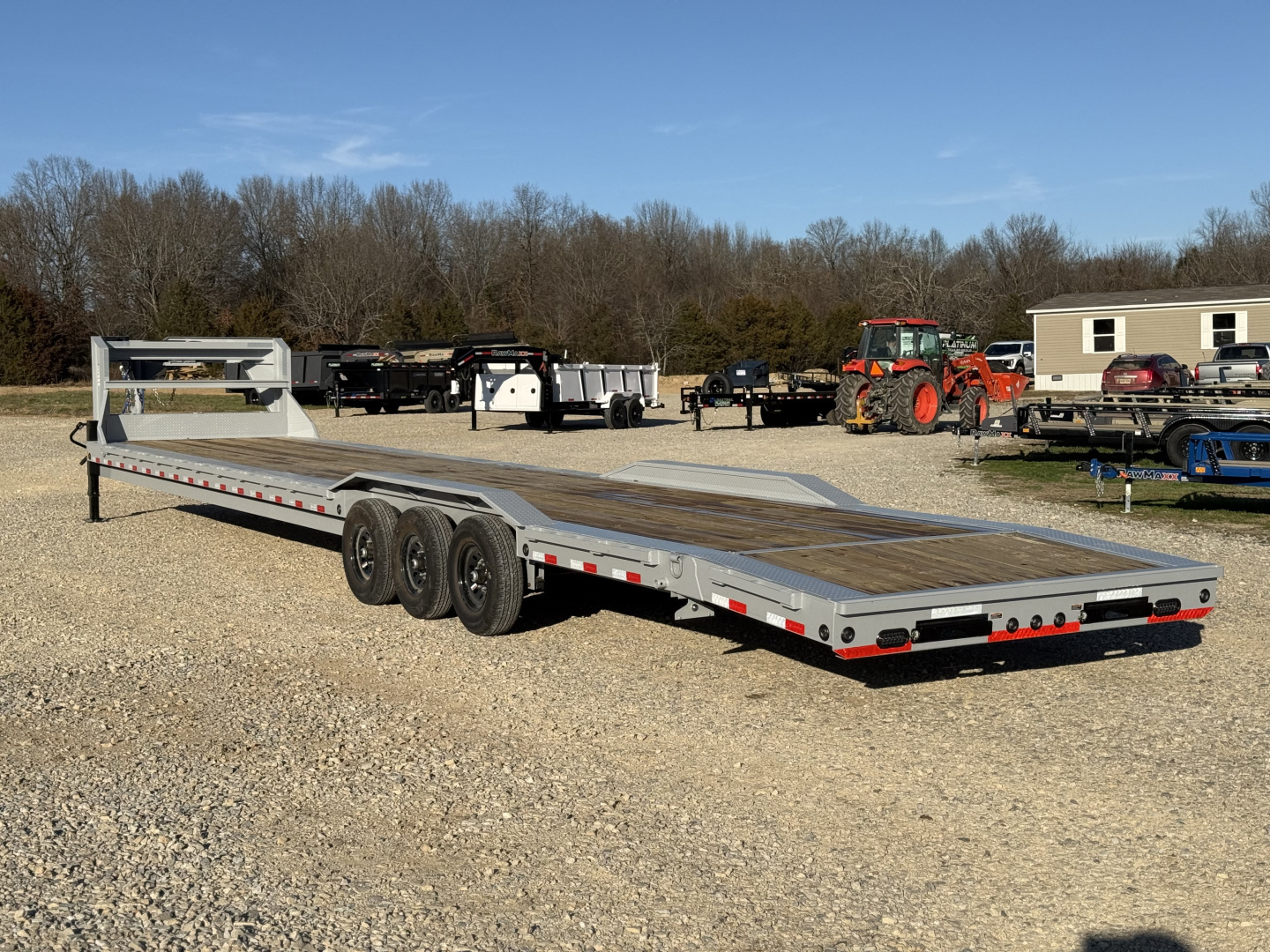 New 2026 Load Trail GC 102X44 GOOSENECK 21K GVWR Car Hauler