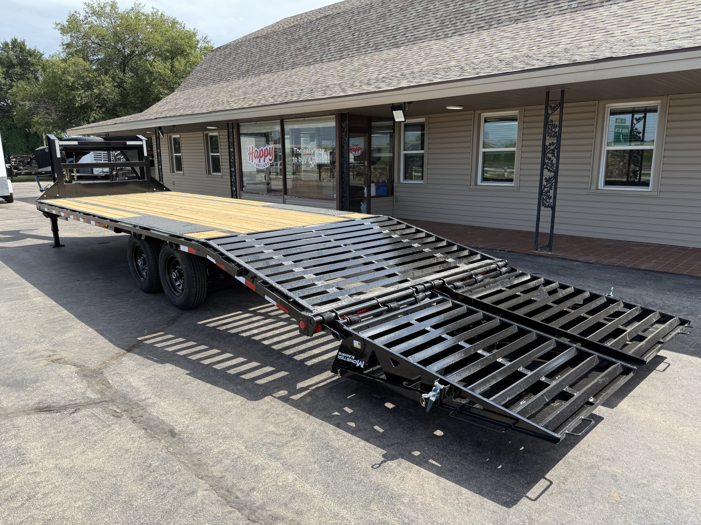 New 2026 PJ 102”x25’ Quest Gooseneck Flatbed w/ Singles – LQ