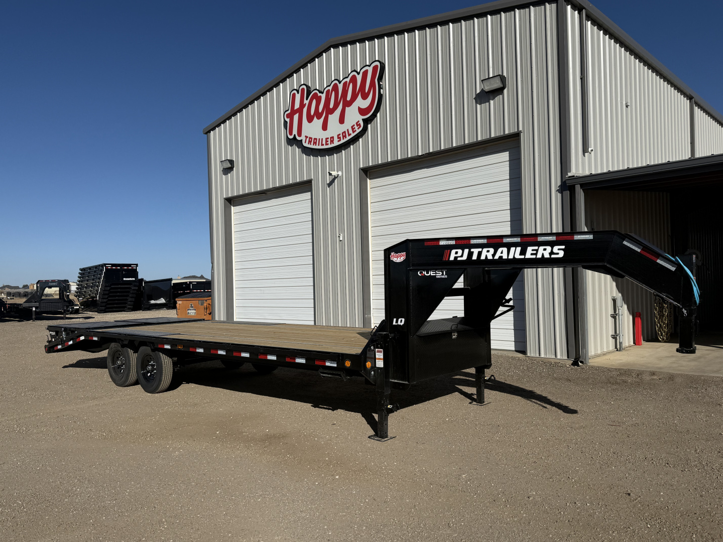 New 2026 PJ 102”x25’ Quest Gooseneck Flatbed w/ Singles – LQ