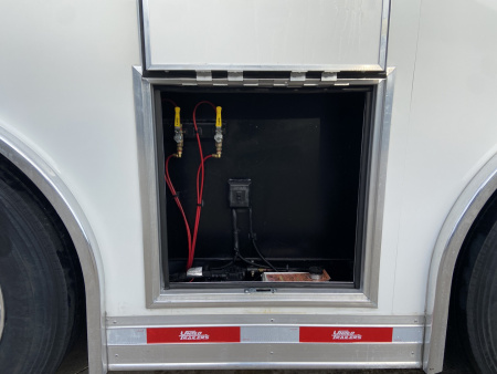 New United 34' 14k Air Ride Stacker