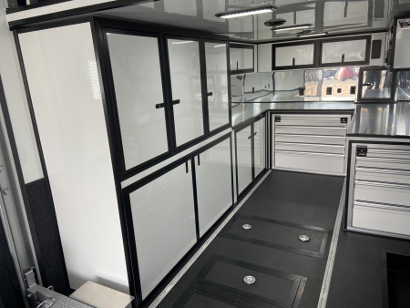 New United 34' 14k Air Ride Stacker