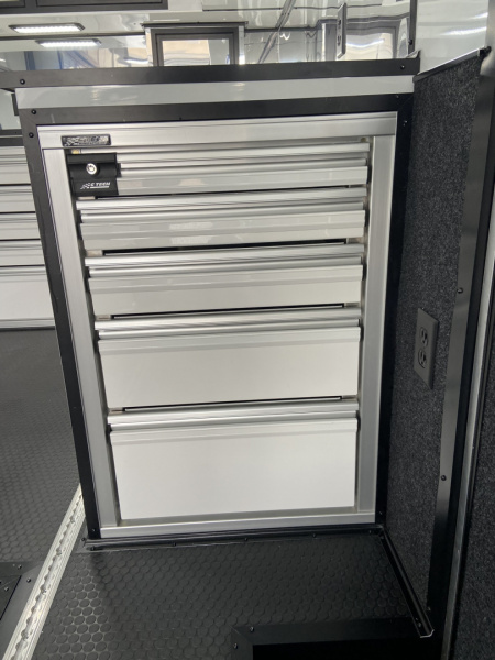 New United 34' 14k Air Ride Stacker