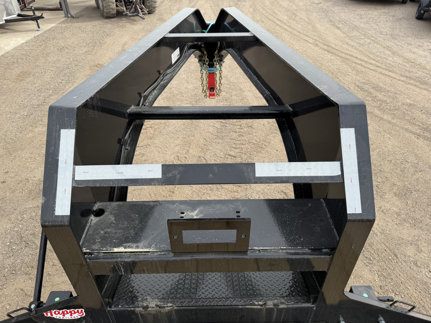 New 2026 PJ 102"x32' GN Low Pro Hydraulic Dovetail w/ Duals - LY