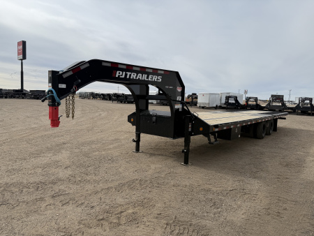 New 2026 PJ 102"x32' GN Low Pro Hydraulic Dovetail w/ Duals - LY