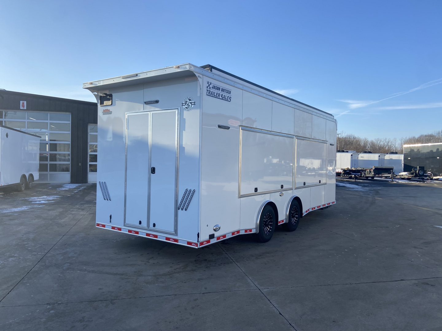 New United Vending Trailed 24'