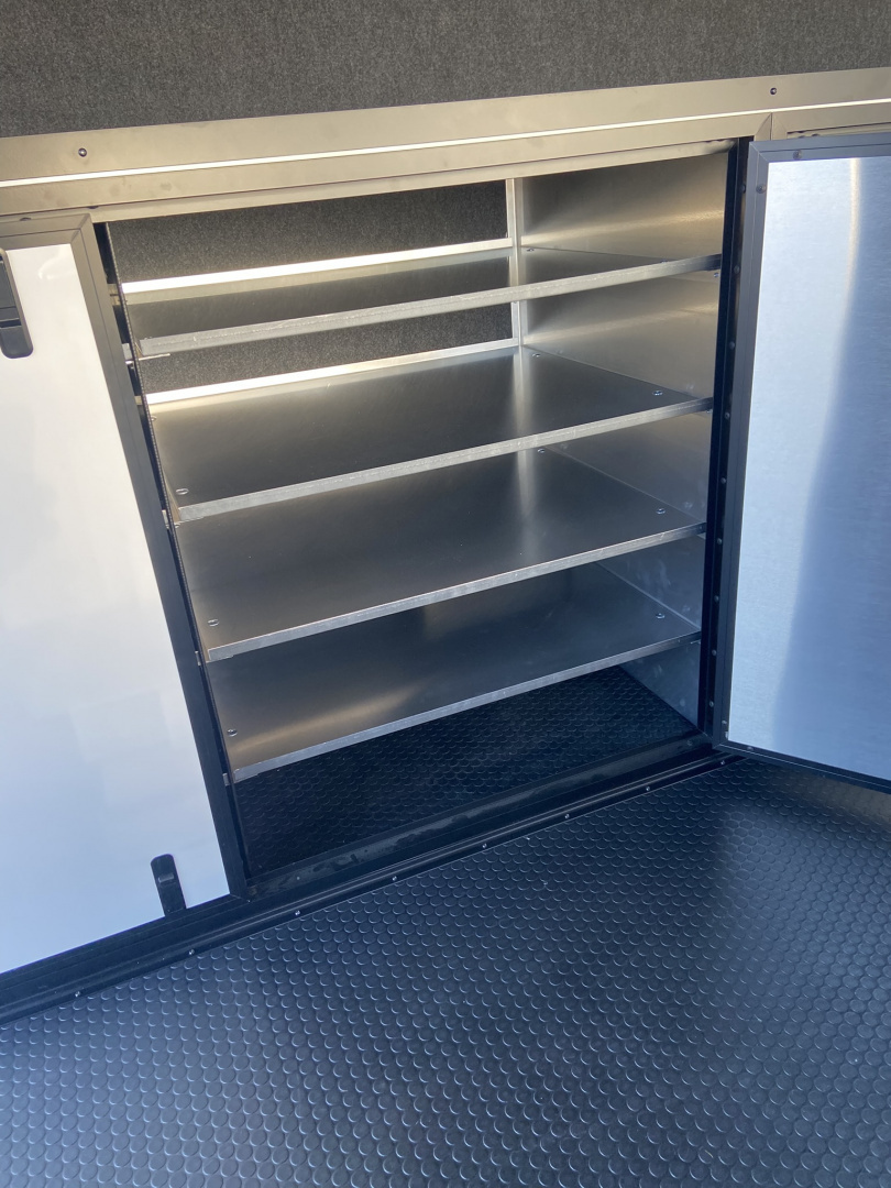 New United Vending Trailed 24'