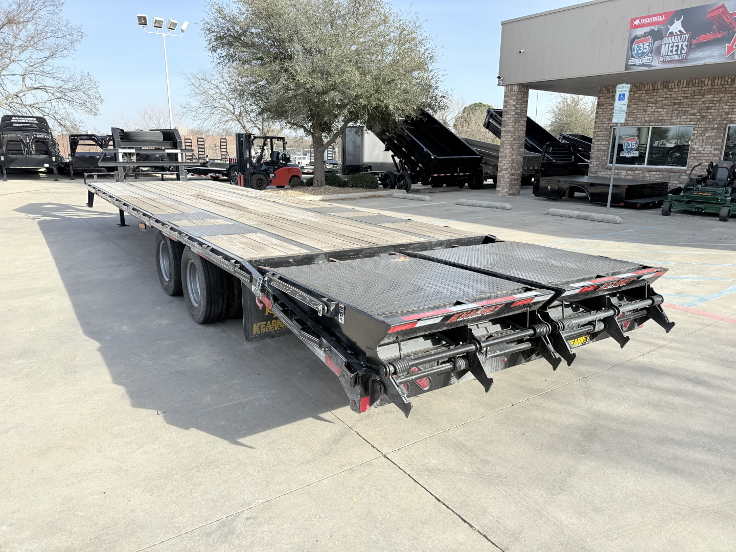Used 2025 Kearney GN32 Equipment Trailer