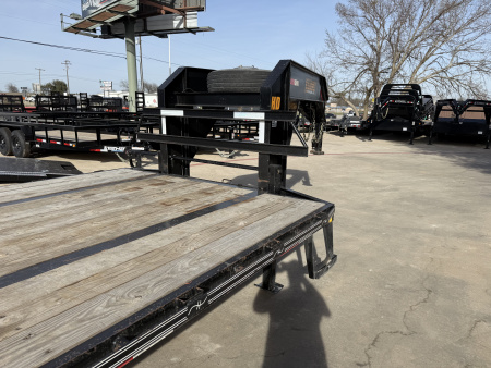 Used 2025 Kearney GN32 Equipment Trailer