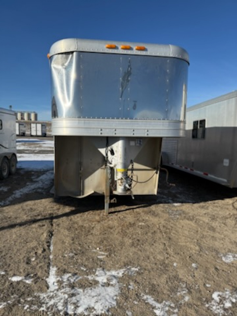 Used 1999 Featherlite Trailers 4H Horse Trailer