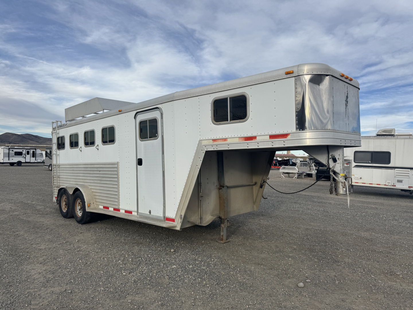 Used 1999 Featherlite 4H GN Horse Trailer