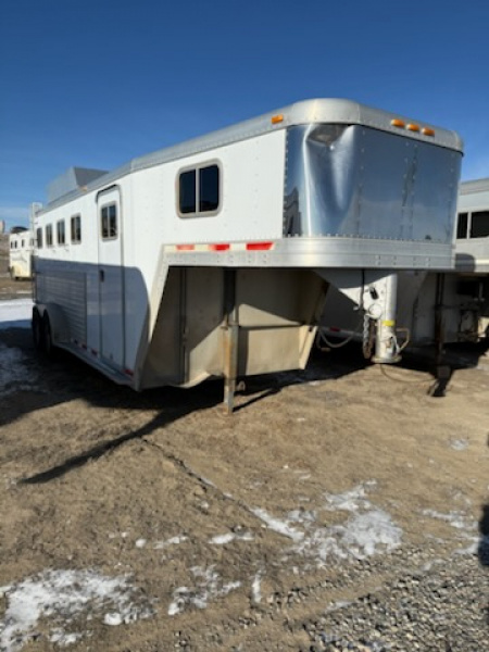 Used 1999 Featherlite Trailers 4H Horse Trailer