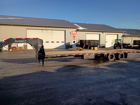 New 2026 Diamond C Trailers FMAX212 HDT 35X102