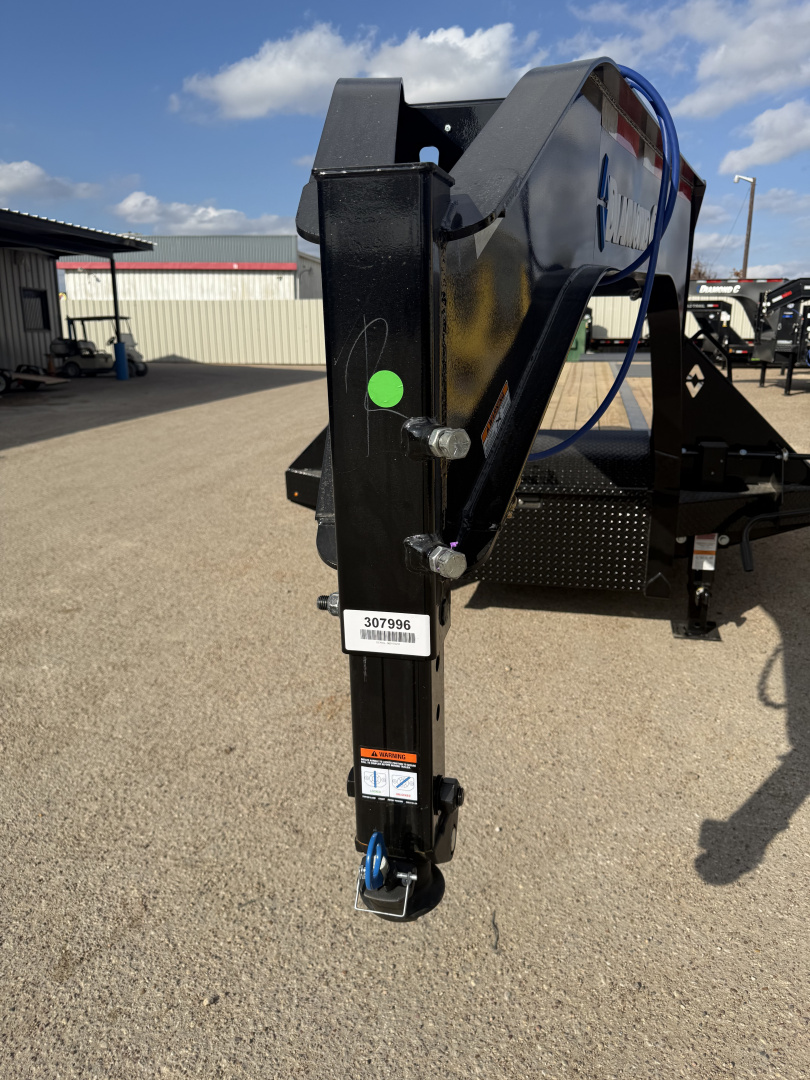 New 2026 Diamond C Trailers FMAX212 102X30 MR Gooseneck Bodies