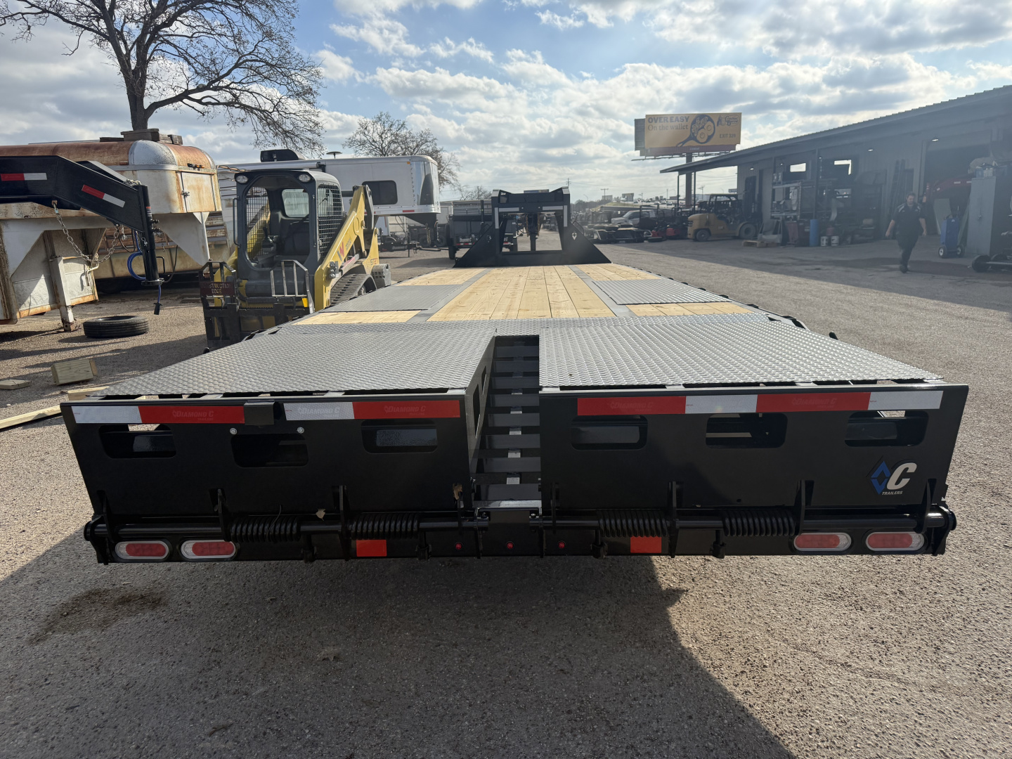 New 2026 Diamond C Trailers FMAX212 102X30 MR Gooseneck Bodies