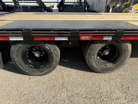 New 2026 Diamond C Trailers FMAX212 102X30 MR Gooseneck Bodies