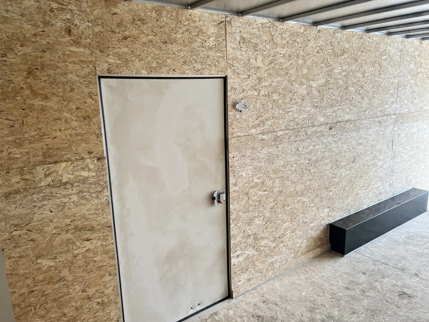 New 2026 Bighorn R&M 8.5x20 +2’ V nose 10K SUPERIOR QUALITY Rear Ramp Enclosed Cargo Trailer Car Hauler Trailer