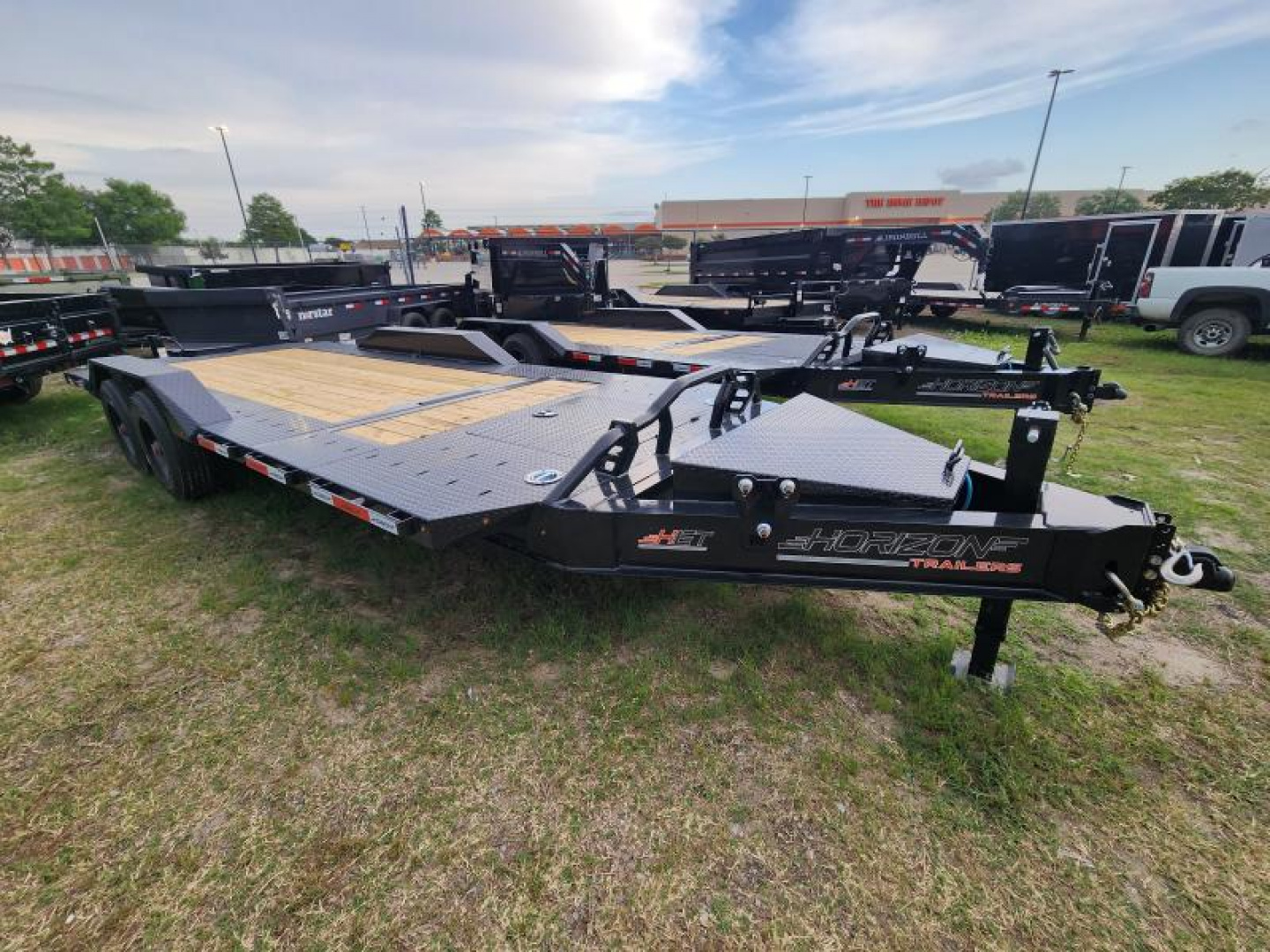 New 2025 Horizon Trailers 22'x102" Drive Over Fenders Tilt Gravity With 21k Gvwr With 10k Axles Super Single Wheel Stationary Deck Tool Box in Deck Pipe Top Front Shield HETBP-22' 10K Equipment Trailer
