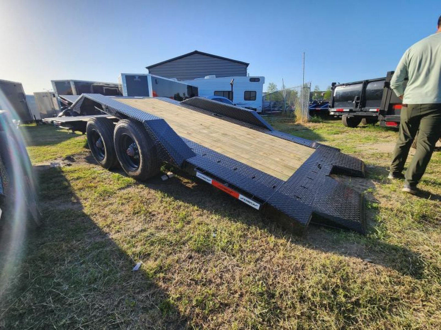 New 2025 Horizon Trailers 22'x102" Drive Over Fenders Tilt Gravity With 21k Gvwr With 10k Axles Super Single Wheel Stationary Deck Tool Box in Deck Pipe Top Front Shield HETBP-22' 10K Equipment Trailer