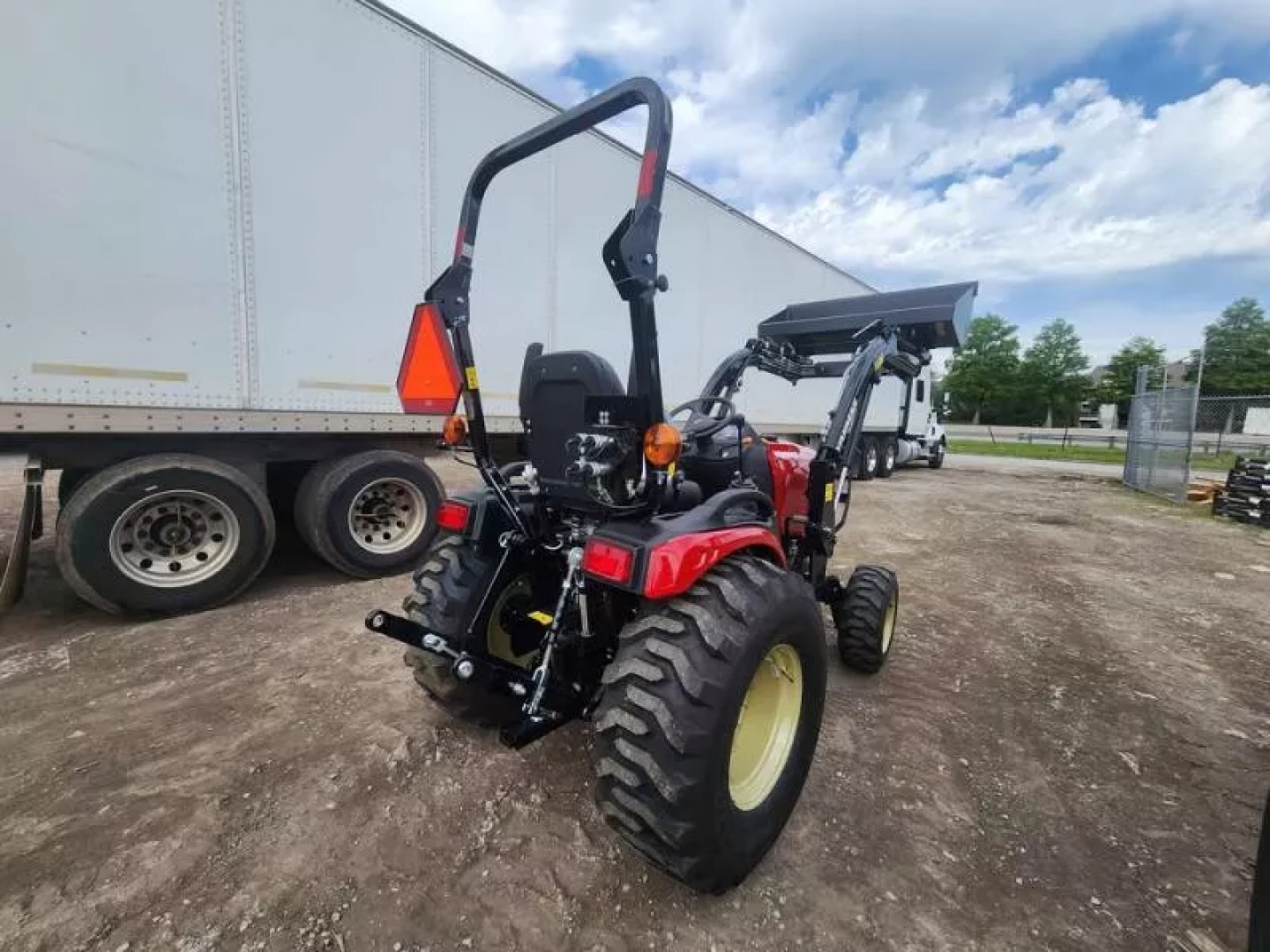 New 2025 Yanmar YM425 Tractor with Front Loader and Bucket Tractor