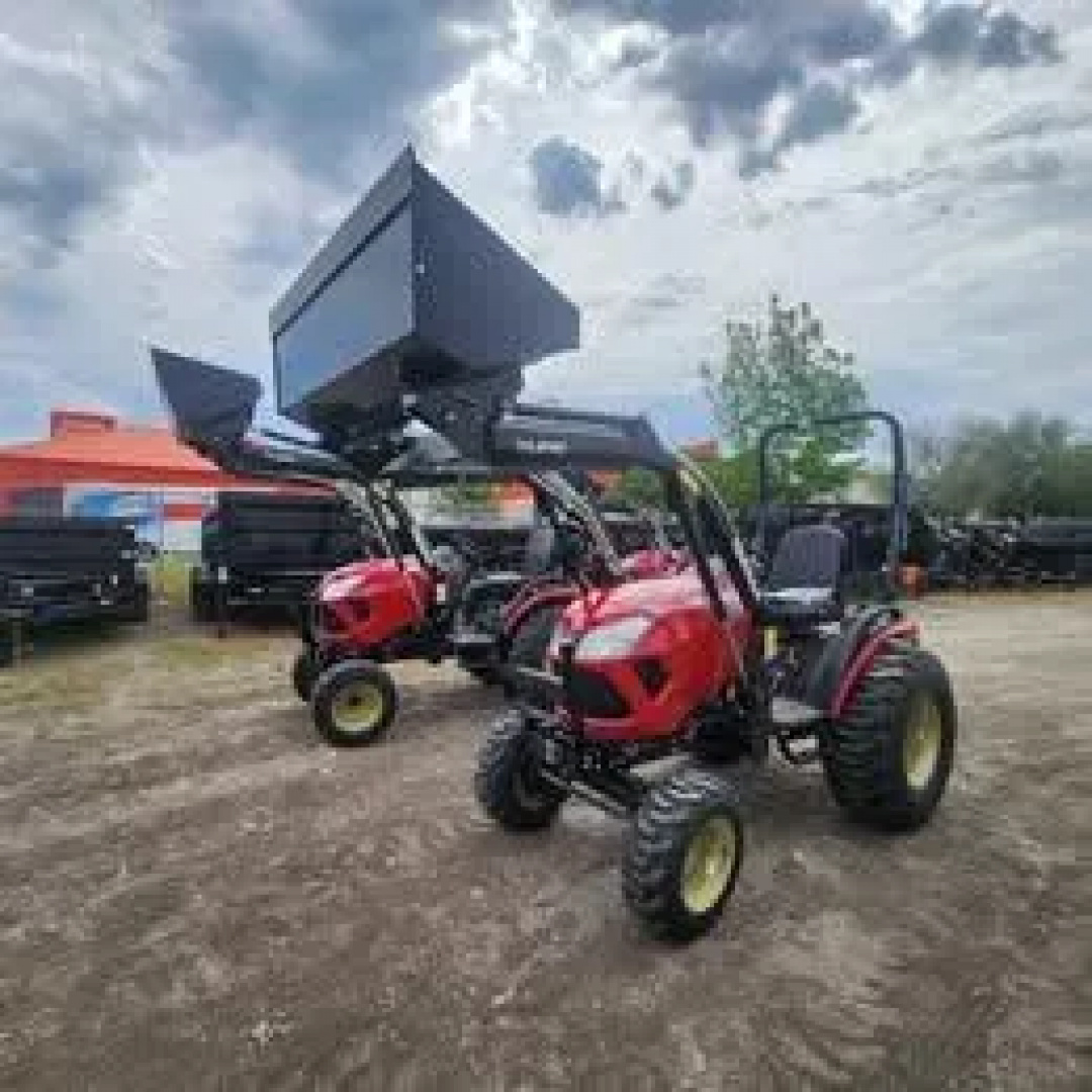 New 2025 Yanmar YM425 Tractor with Front Loader and Bucket Tractor