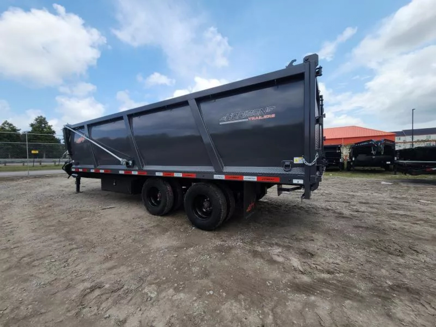 New 2026 Horizon Trailers HZHGN- 8.5x20' With 4' 10K Axles 25k Gvwr Dump Trailer Telescopic With Crank Tarp System Slide in Ramps With Spreader Gate
