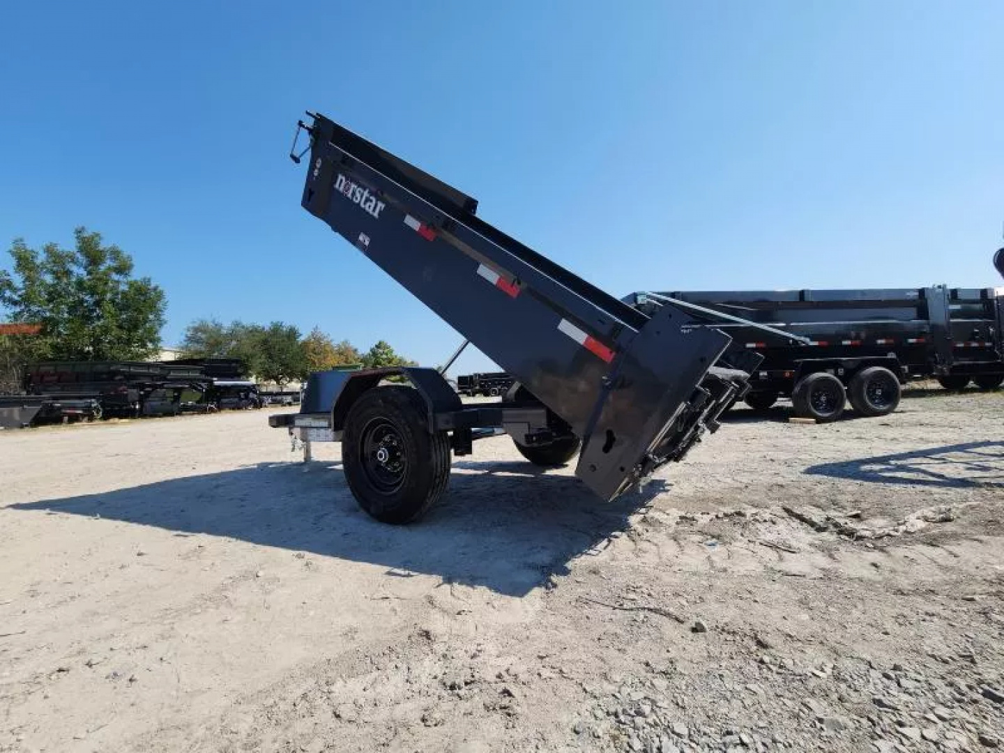 New 2026 Norstar 5x10' Dump Trailer With 7k Axle 7k Gvwr