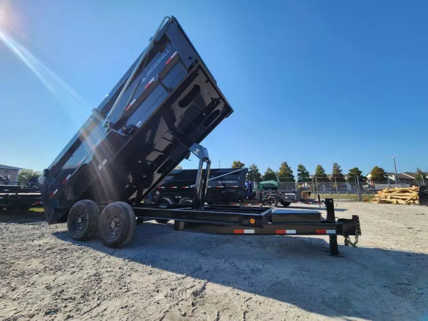 New 2026 Iron Bull 83x16' & 4' Sides Dump Trailer Crank System Tarp 7 Ga Floor With Side Armor 14999# Gvwr