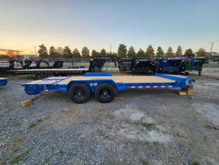 New 2026 Iron Bull EWB8320072 Equipment Trailer