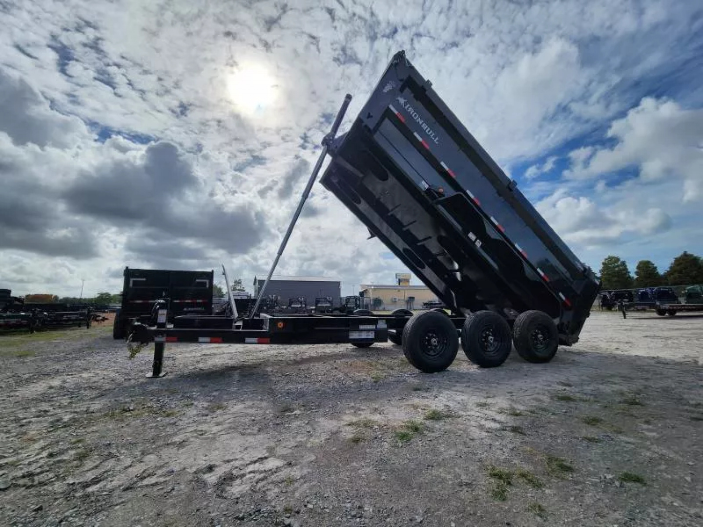 New 2026 Iron Bull DTB8316073 Dump Trailer