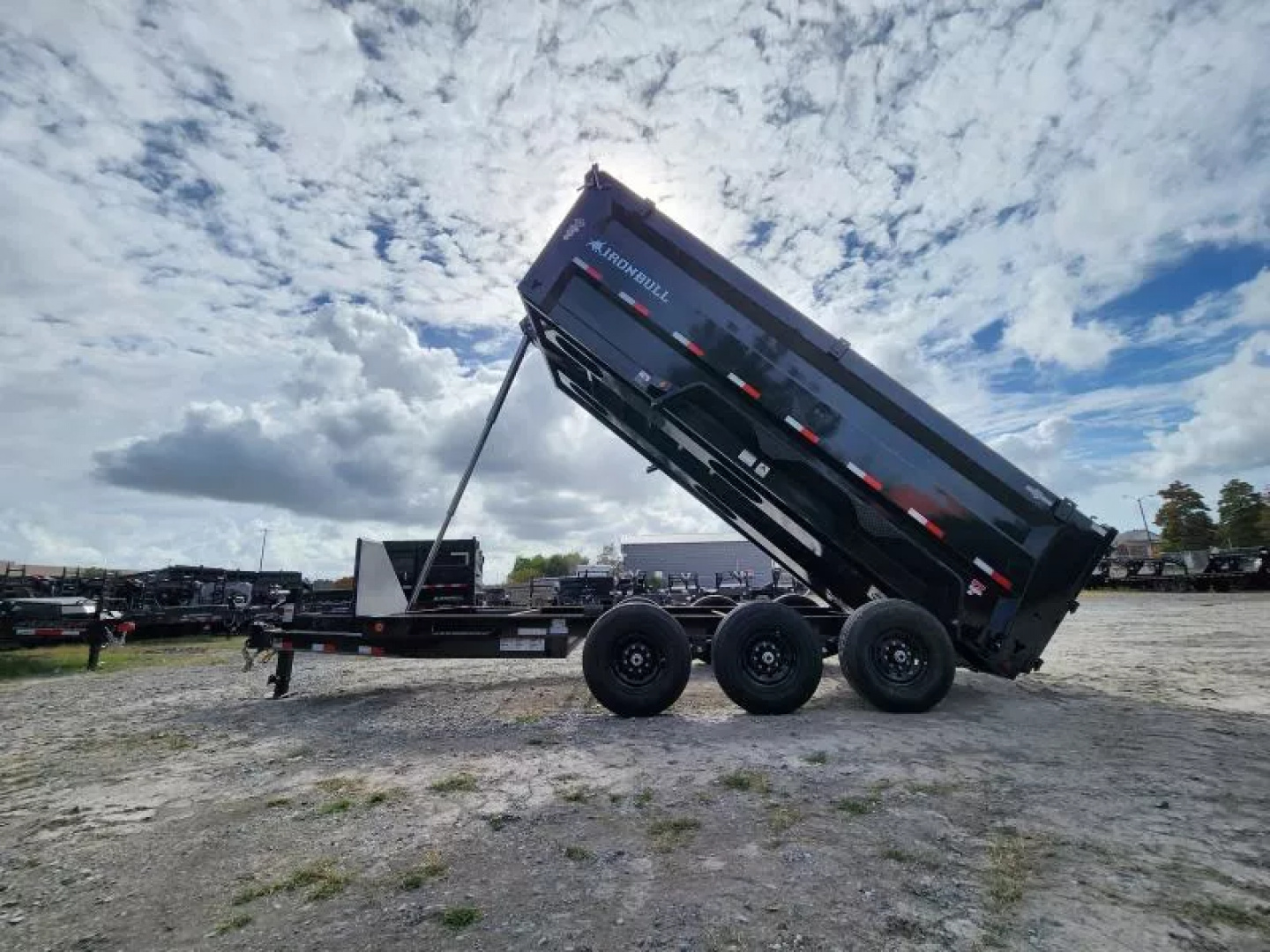 New 2026 Iron Bull DTB8316073 Dump Trailer