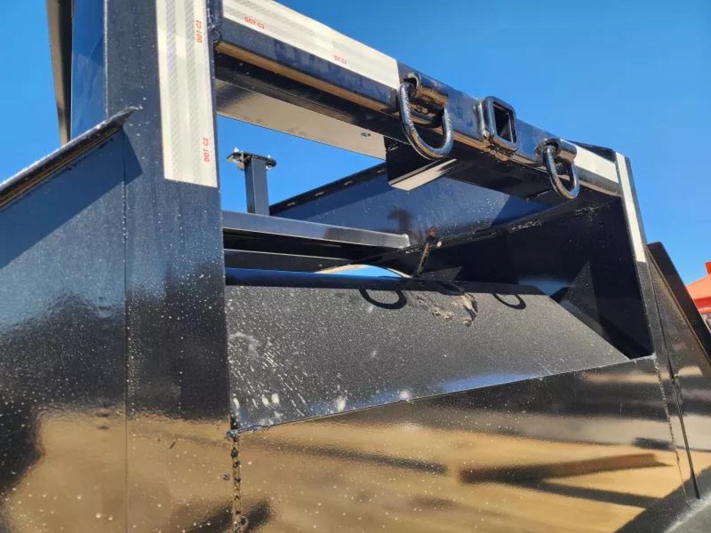 New 2026 Iron Bull FLG0232102 Flatbed Trailer 32' Gooseneck (27+5) Rampage Ramps