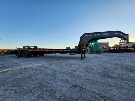 New 2026 Iron Bull FLG0232102 Flatbed Trailer 32' Gooseneck (27+5) Rampage Ramps