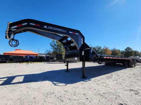 New 2026 Iron Bull FLG0232102 Flatbed Trailer 32' Gooseneck (27+5) Rampage Ramps
