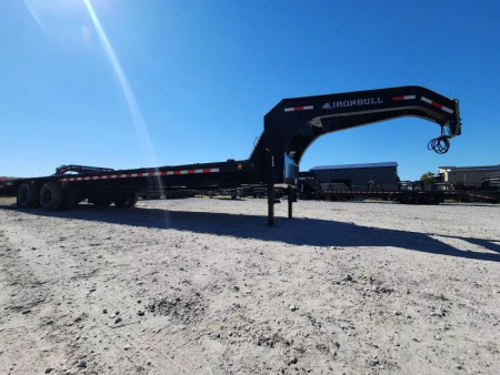 New 2026 Iron Bull FLG0232102 Flatbed Trailer 32' Gooseneck (27+5) Rampage Ramps