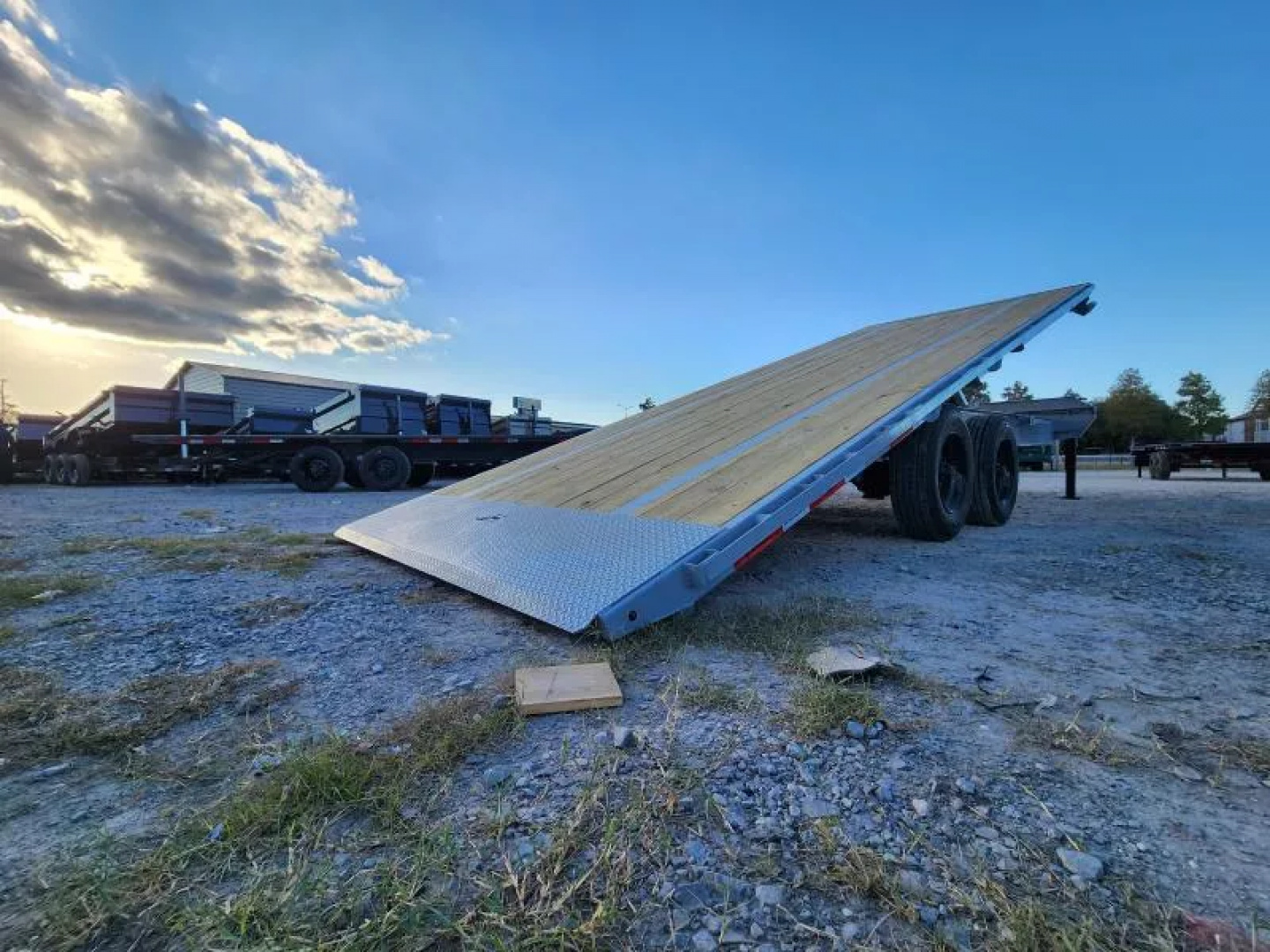 New 2026 Horizon Trailers FFT 24' X102" BP 10k Axles  21k Gvwr 18 Ply Tires Tool Box Tilt Trailer