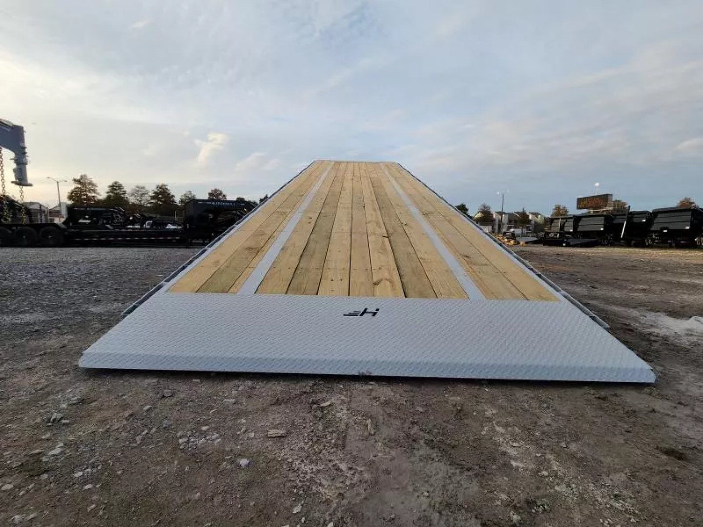 New 2026 Horizon Trailers FFT 28'X102"X36" GN10K Tilt Trailer