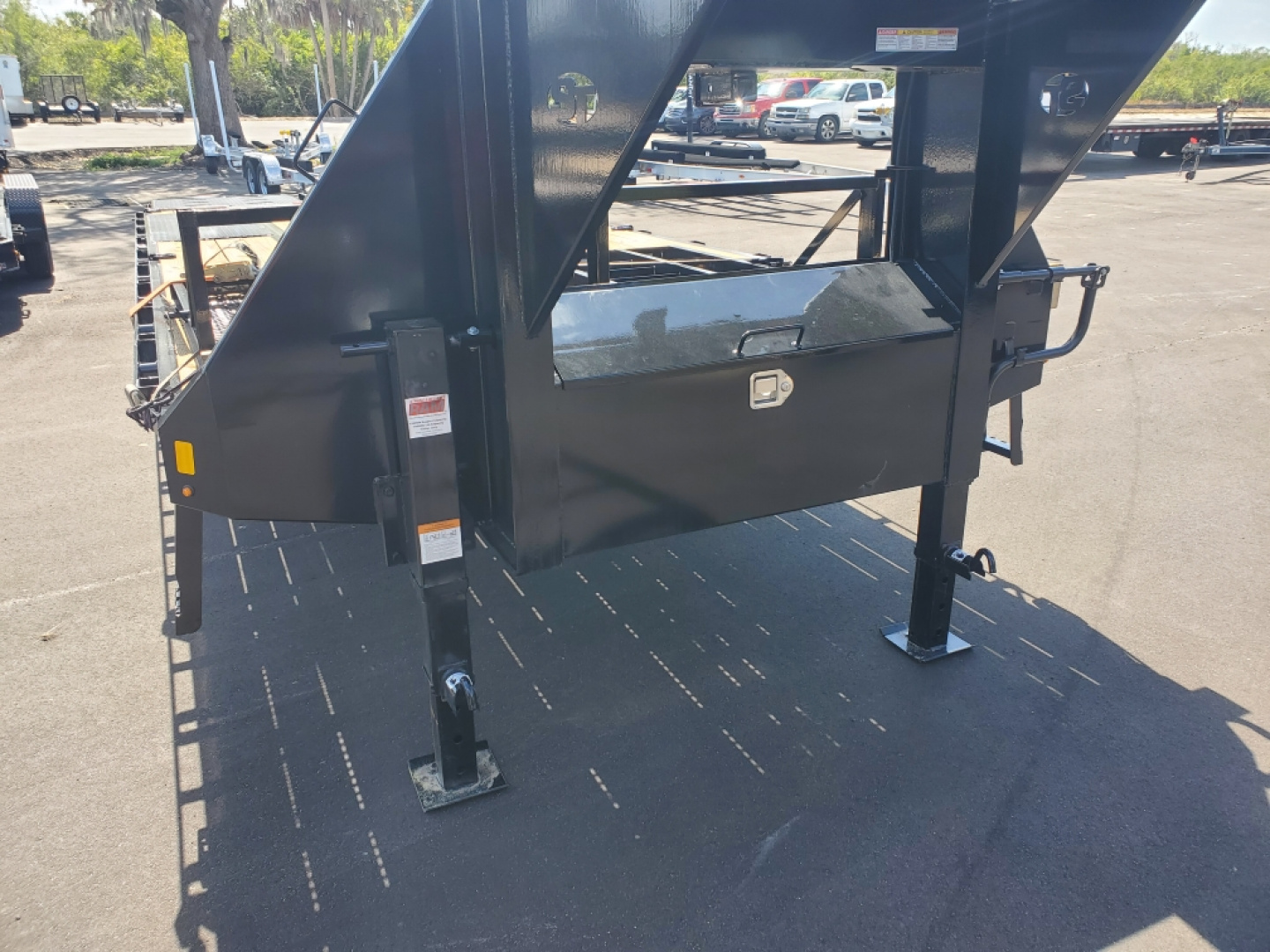 New 2026 Sure-Trac 8.5X20+5 TANDEM AXLE 22500 LB GVWR Deckover Trailer WITH FULL WIDTH RAMPS, DUALLY TIRES, DUAL JACKS