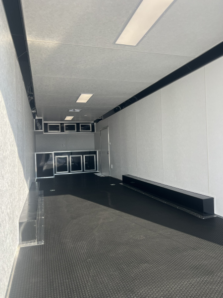 New 2026 Vintage 28’ Tag Race Trailer