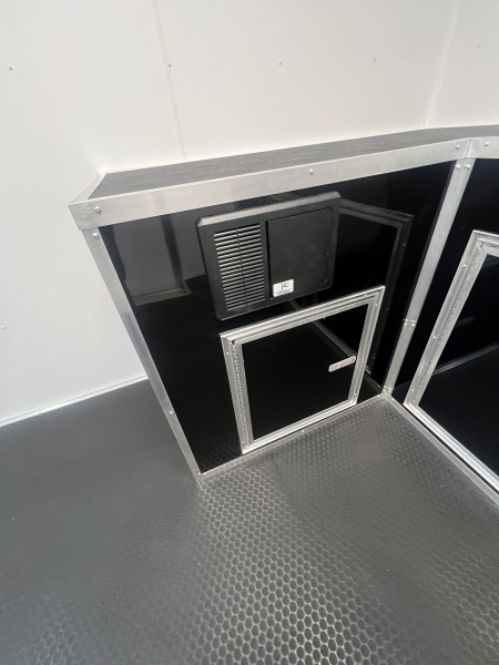 New 2026 Vintage 28’ Tag Race Trailer