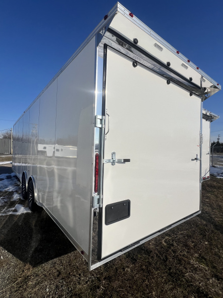 New 2026 Vintage 28’ Tag Race Trailer