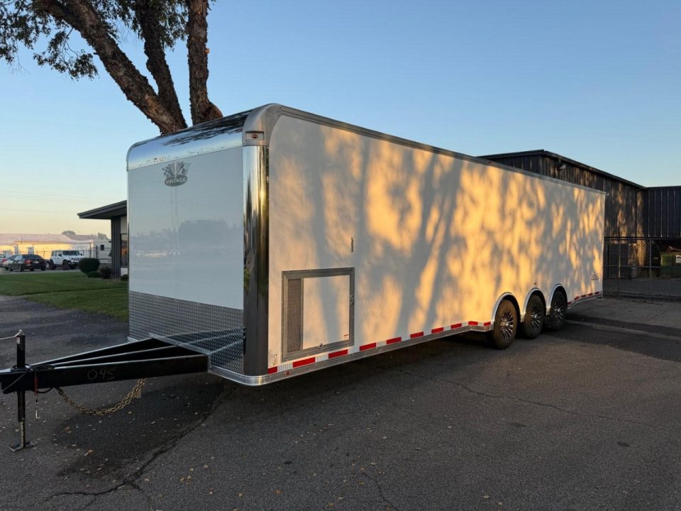 New 2026 Vintage 32’ Tag Race Trailer