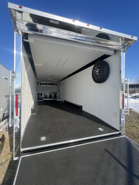 New 2026 Vintage 32’ Tag Race Trailer