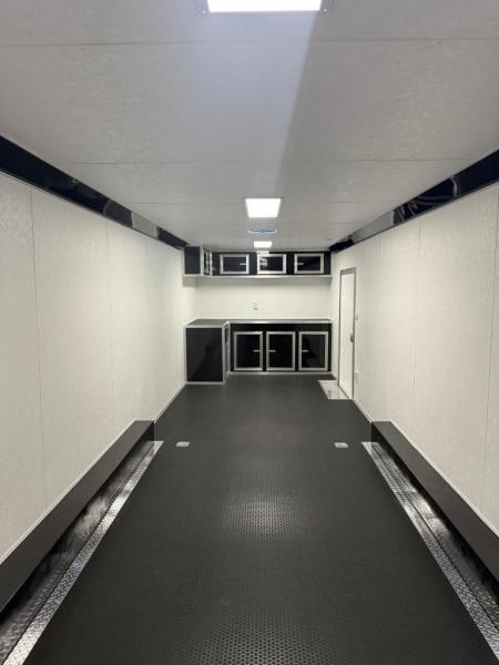 New 2026 Vintage 32’ Tag Race Trailer