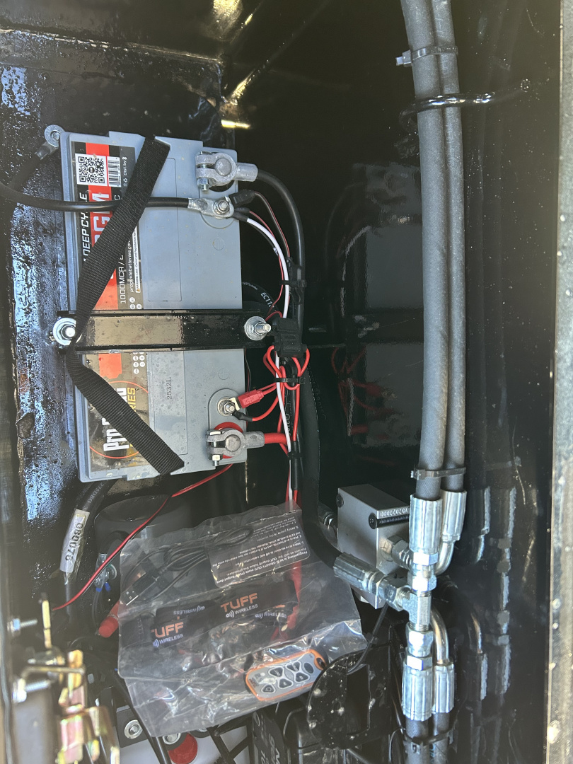 New 2026 MAXXD Gooseneck Trailer | 102" x 28' 30K GVWR