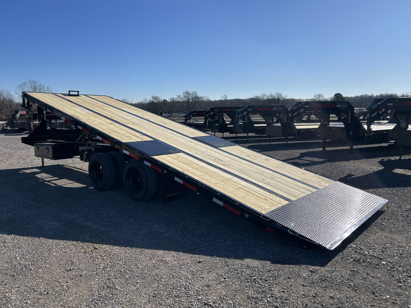 New 2026 MAXXD Gooseneck Trailer | 102" x 28' 30K GVWR