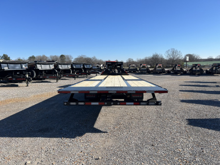 New 2026 MAXXD Gooseneck Trailer | 102" x 28' 30K GVWR