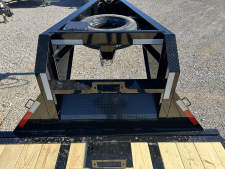 New 2026 MAXXD Gooseneck Trailer | 102" x 28' 30K GVWR