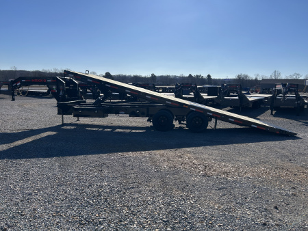 New 2026 MAXXD Gooseneck Trailer | 102" x 28' 30K GVWR