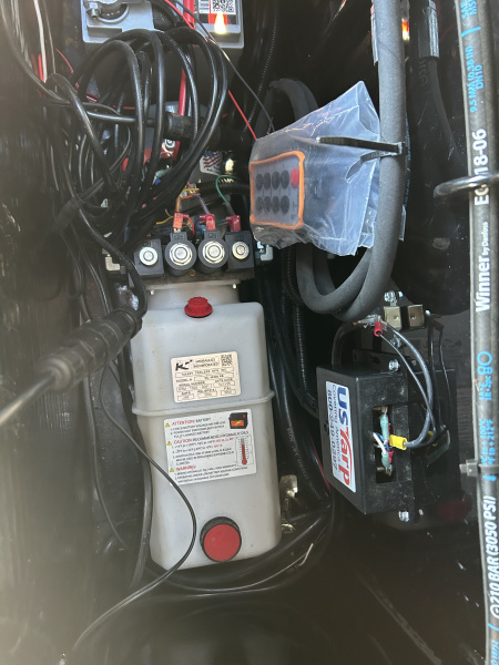 New 2026 MAXXD Gooseneck Dump Trailer | 96" x 20' 25K GVWR