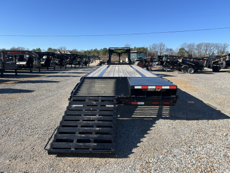 Used 2025 Gator 102" x 30' 14k Gooseneck Trailer